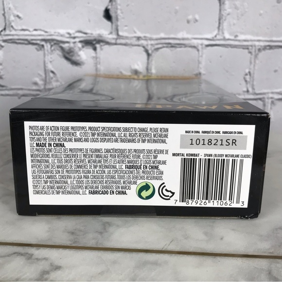 McFarlane Toys Mortal Kombat 11 Spawn Bloody Classic 7" Action Figure Display - Picture 7 of 8